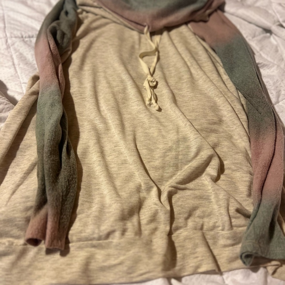 Lovely Melody Long Sleeve Tee - Multicolor